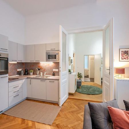 Cosy City Center Apartment فيينا المظهر الخارجي الصورة