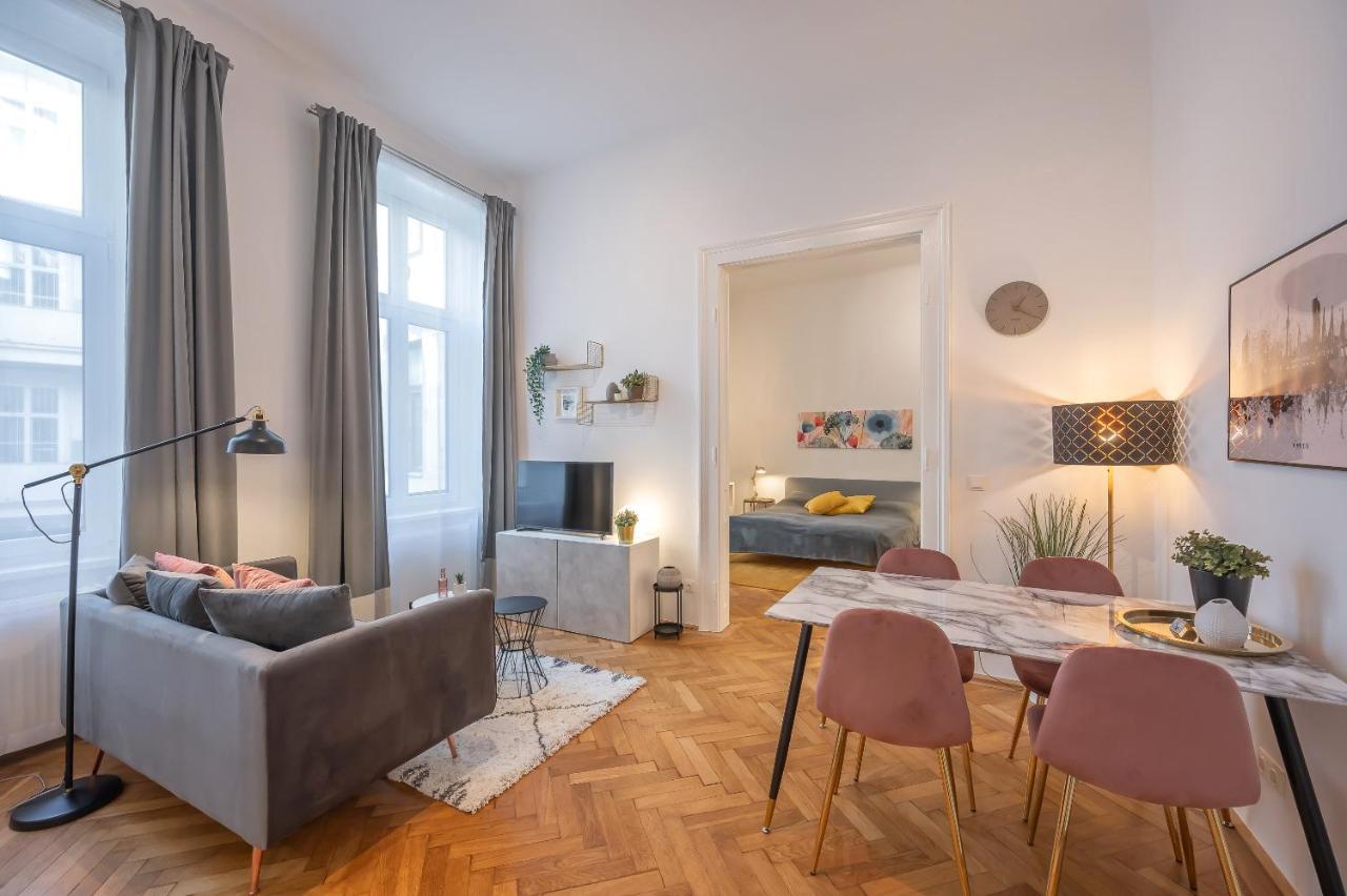 Cosy City Center Apartment فيينا المظهر الخارجي الصورة