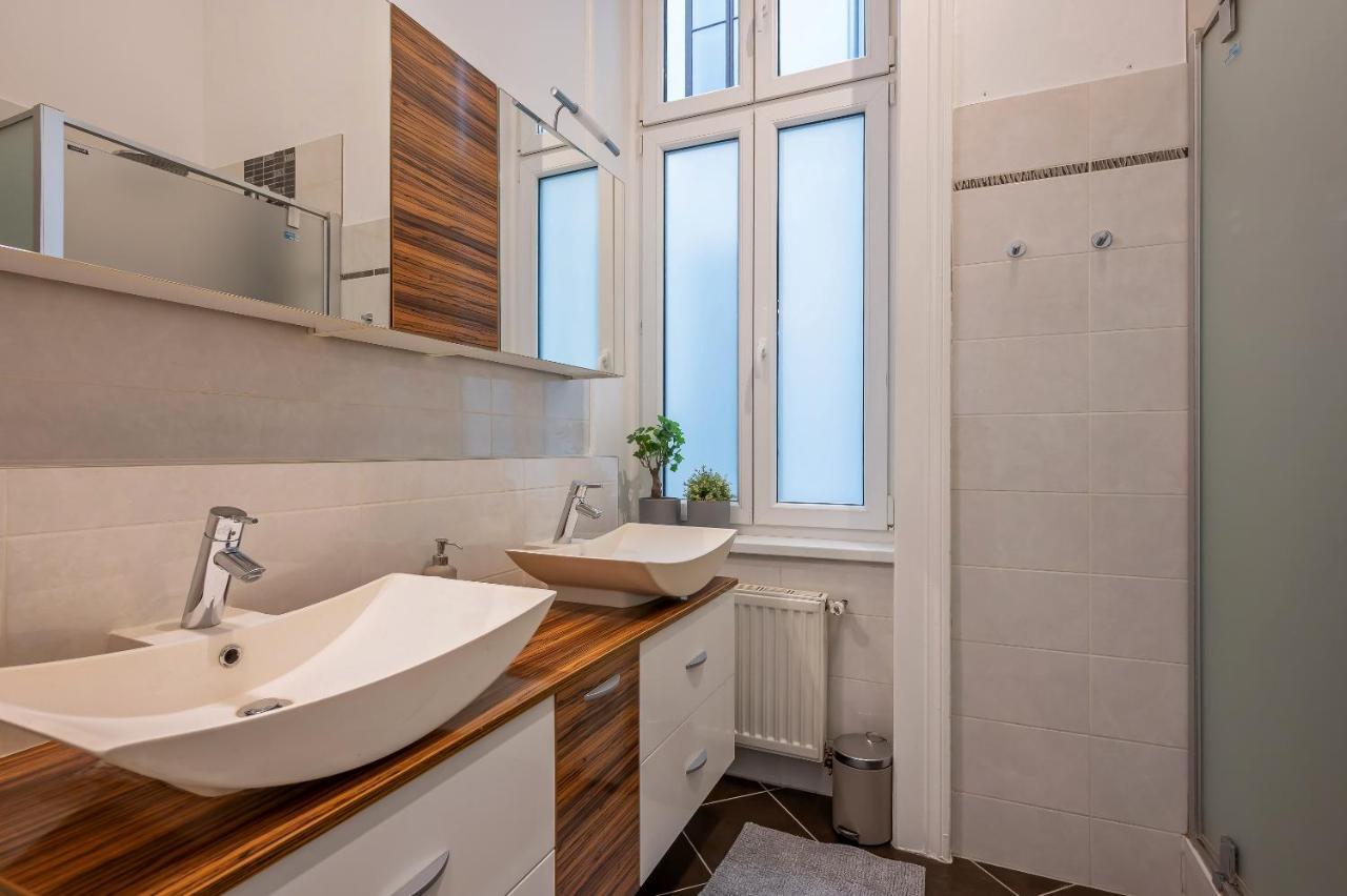 Cosy City Center Apartment فيينا المظهر الخارجي الصورة